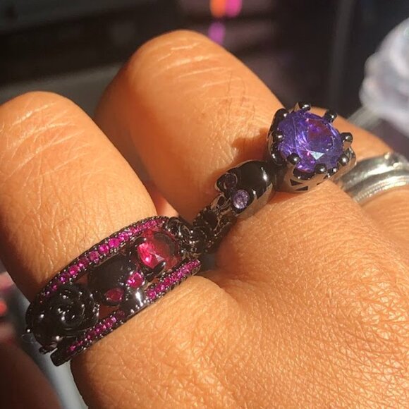 2PC Black Gold Plating Gothic Skull Rose Rings Crystal Amethyst Rhodolite - Picture 2 of 9